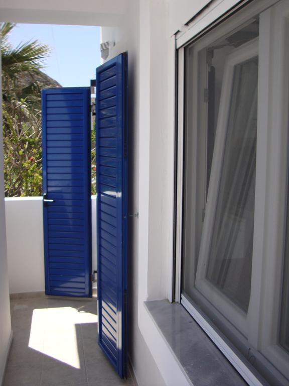 Lendas Paradise Studios Léntas Rum bild